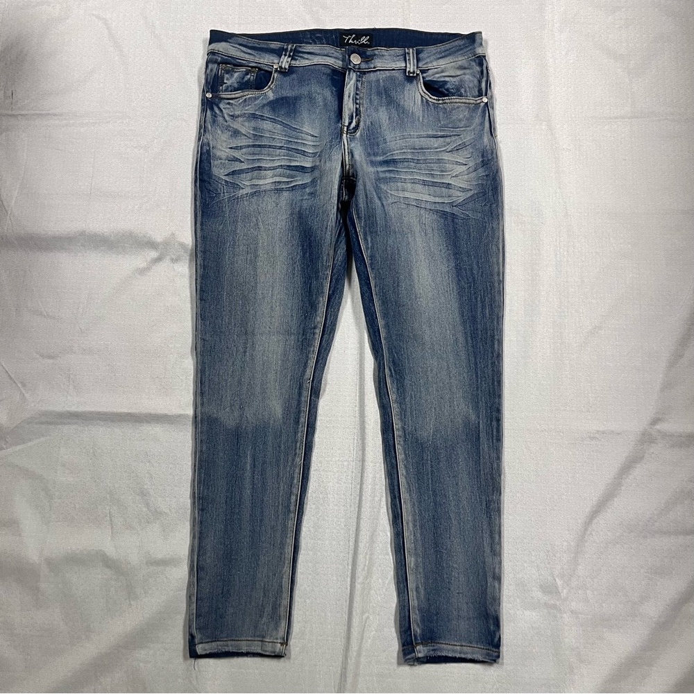 Thrill ladies Faded Blue Skinny Jeans size 14